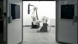 Multi-Agent Artificial Intelligence Systems: When Machines Work Together